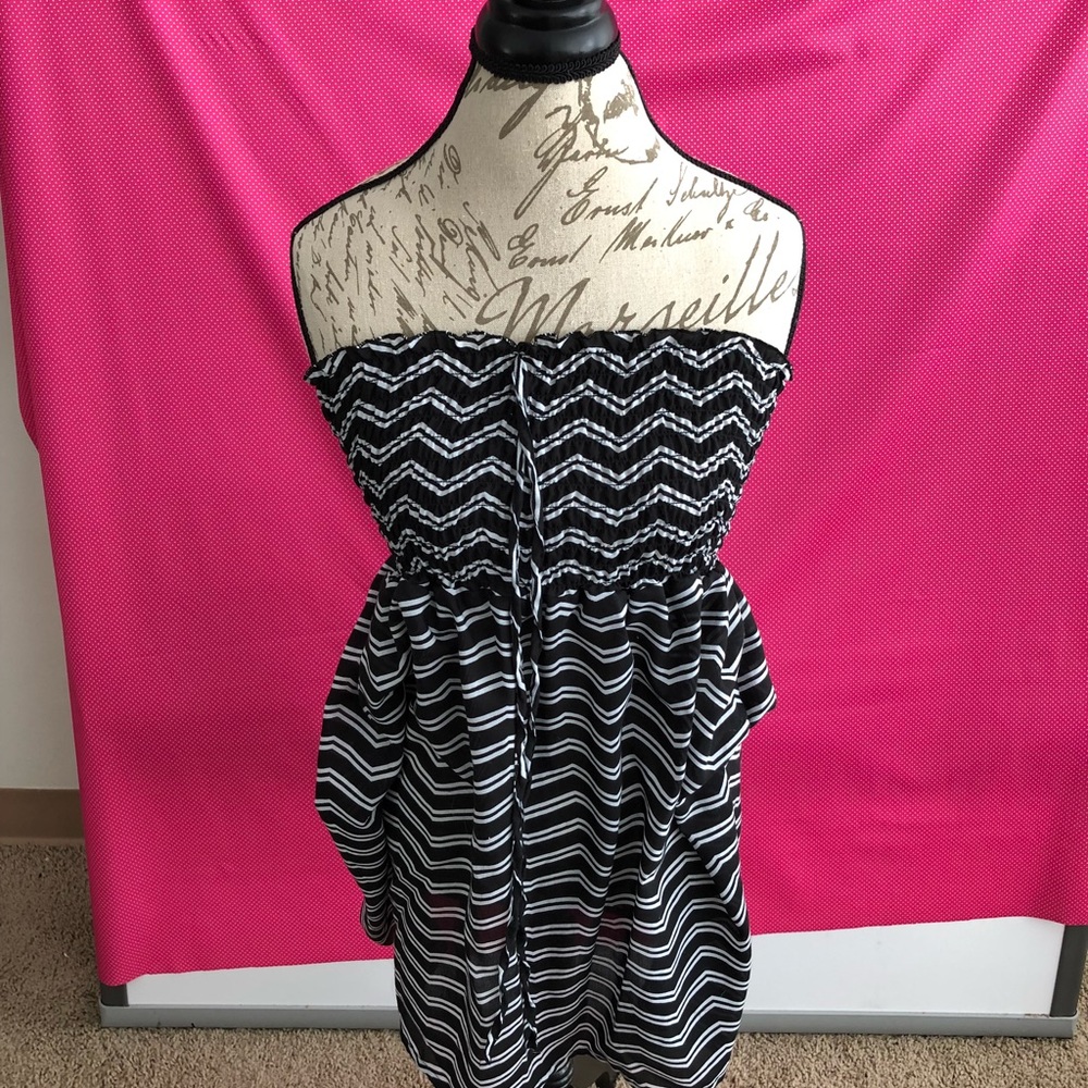 Gorgeous Strapless Striped Dress